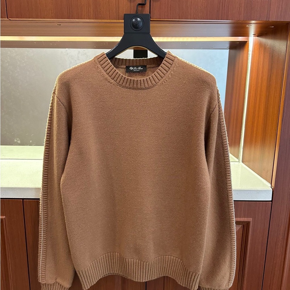 Loro piana Classic  Tan Crewneck Sweater